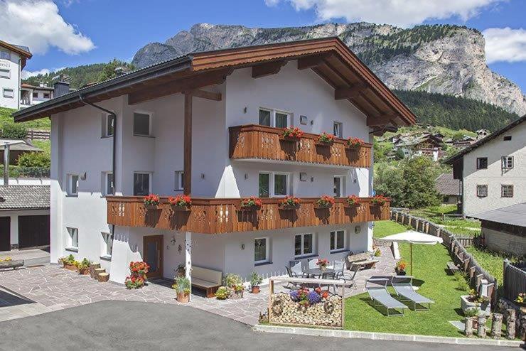 Villa Seceda Сельва-ди-Валь-Гардена Экстерьер фото
